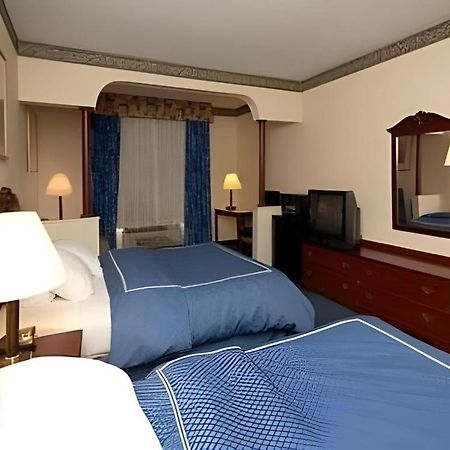 Comfort Suites Plainview Bagian luar foto