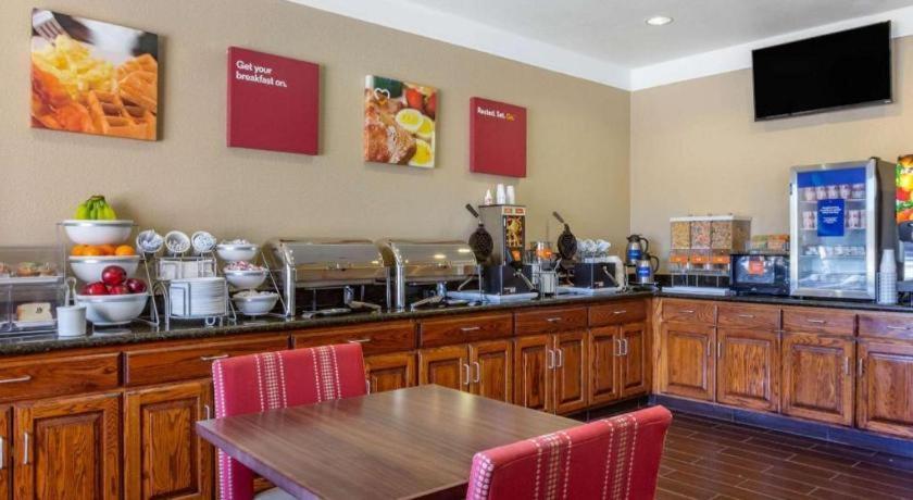 Comfort Suites Plainview Bagian luar foto